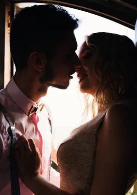 amor llama a la puerta