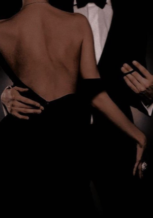 CEO’nun Dokunulmaz Karısı+18